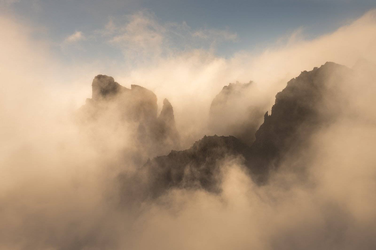 Madeira Landscape Photography, photos above the clouds.