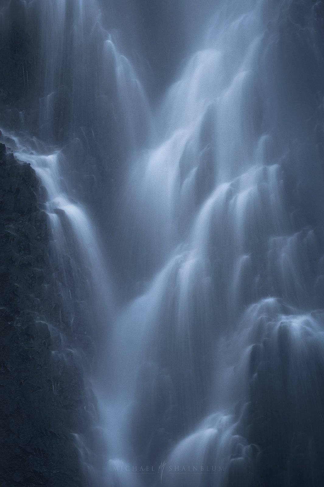 Long exposure waterfall landscape photography in the Pacific North West.