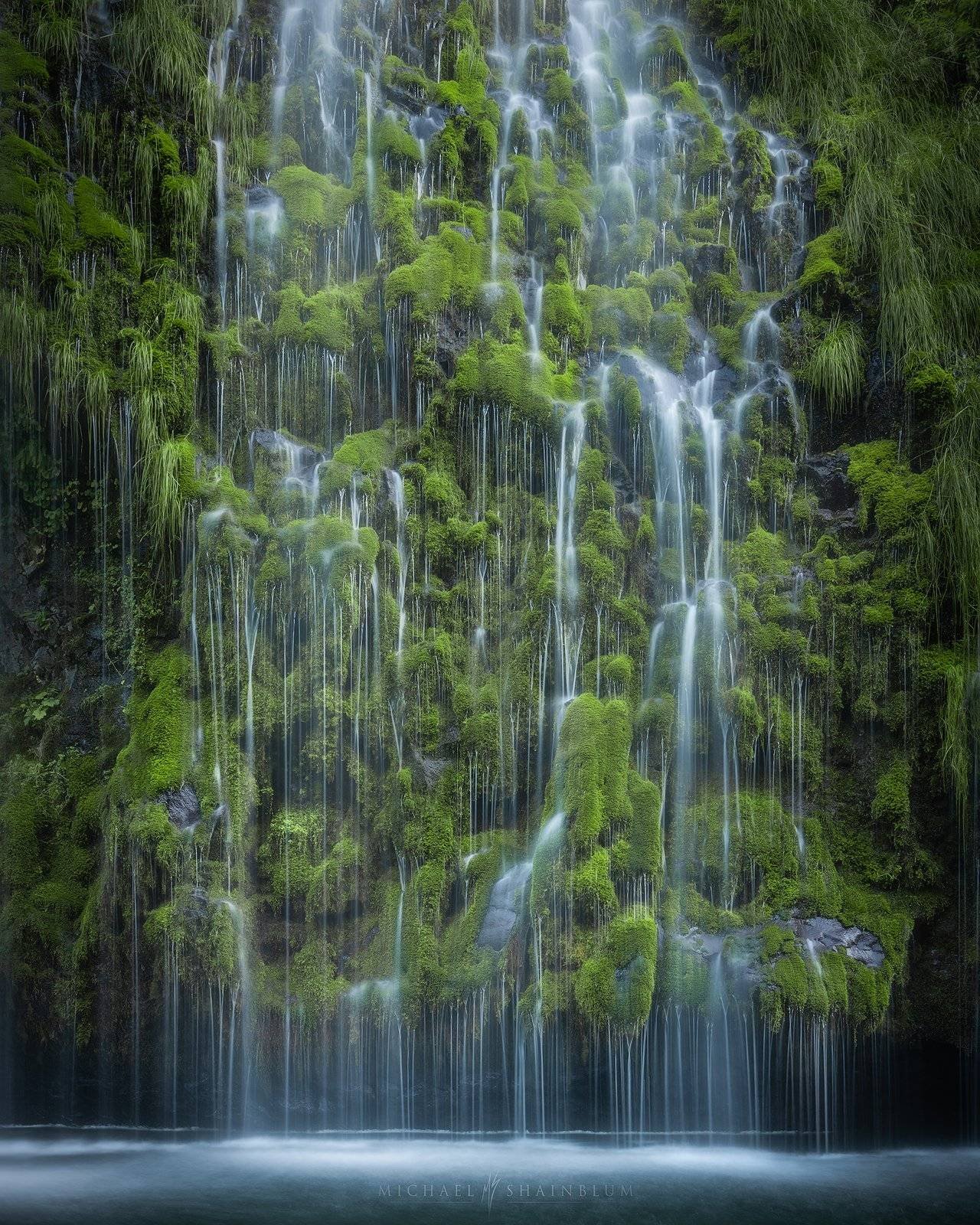 long exposure waterfall photography