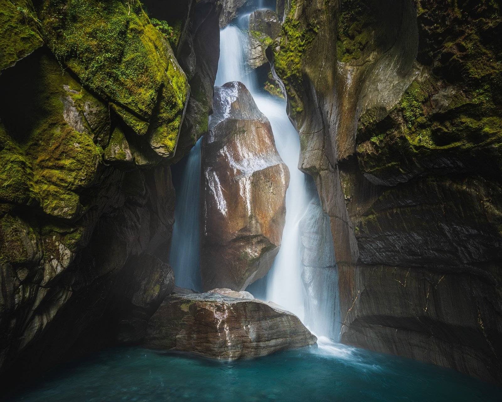 New Zealand Landscape Photography Chasm